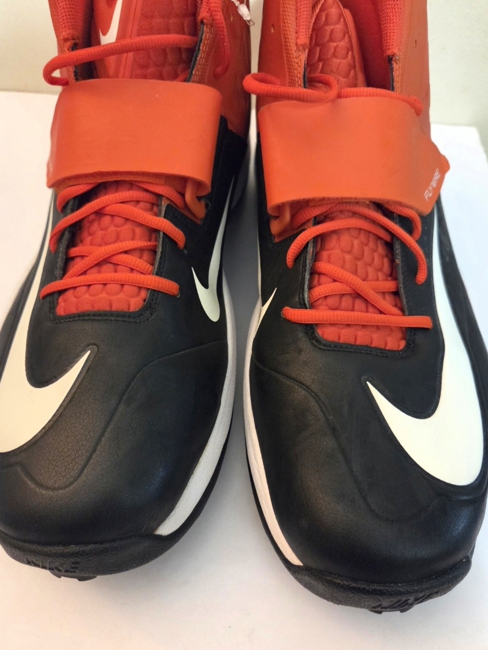 Nike Flywire Football Cleats Black Red & White Size 19, new no box, small stain - Picture 3 of 11